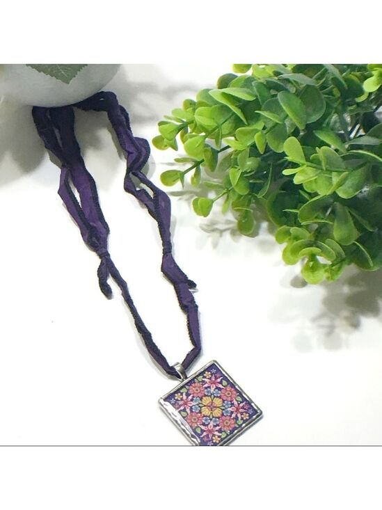Jewelry - New Purple Ribbon Floral Necklace